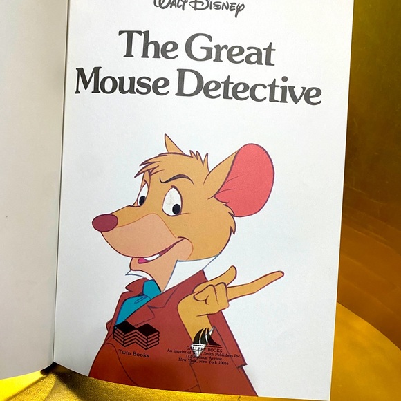 WALT DISNEY THE GREAT MOUSE DETECTIVE VTG 1987 COLLECTIBLE HARDCOVER BOOK 95p. - Picture 10 of 16
